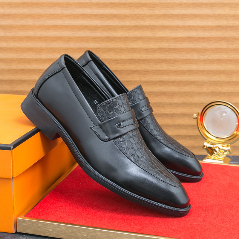 Men Dress Shoes Leather Shoes Pointed Toe New Styles Formal Wedding Shoes Triple Black Brown Blue Free shipping