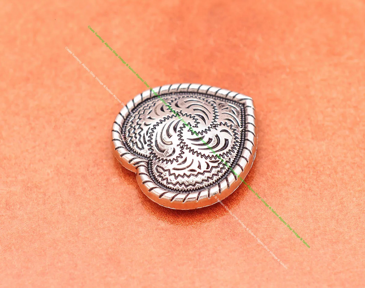 10Pcs Western Silver Black Love Heart Floral Rope Side Engraved Leathercraft Belt Headstall Horse Saddle Tack Conchos Screwback 241230