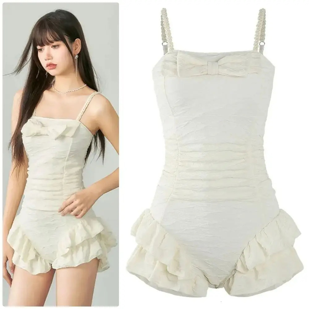 1Pcs One Piece Triangle Ruffle Bathing Suits Beach Holiday High Waist Slim Push Up Swimwear Sweet Cute Summer Swimsuit 250106