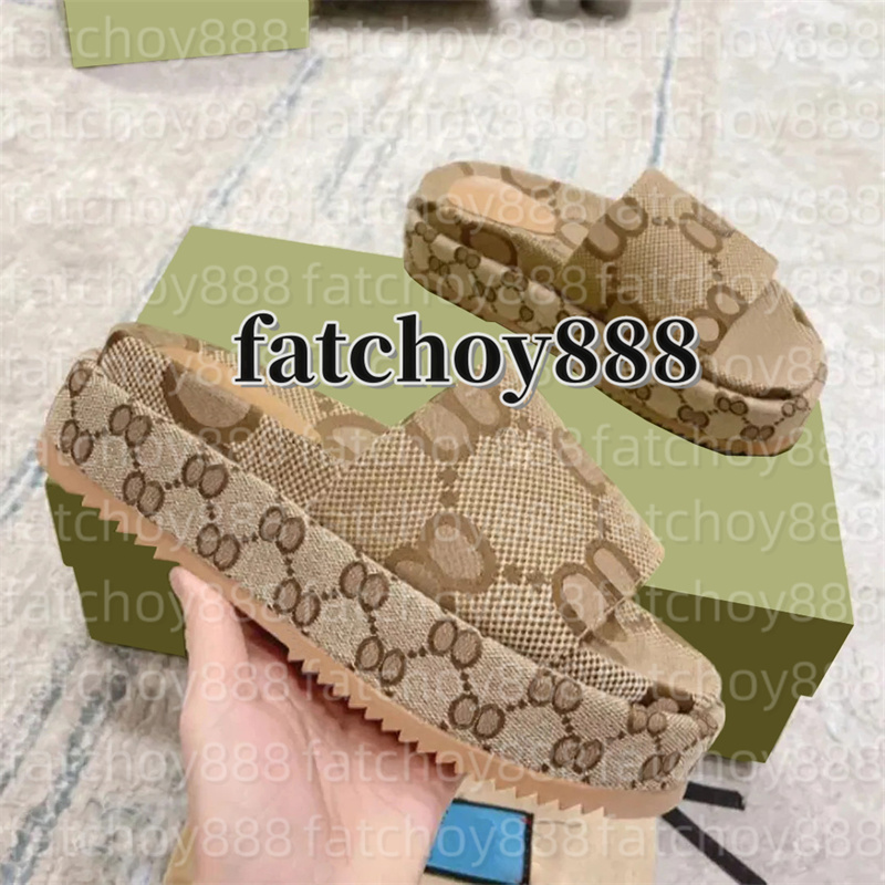 Designer Sandals Slippers Summer Men Women Shoes Shaped Multicolor Luxury Slides Molded In Black Tonal Rubber Sole Featuring Embossed Logo At Outer Side Sizes 35-44