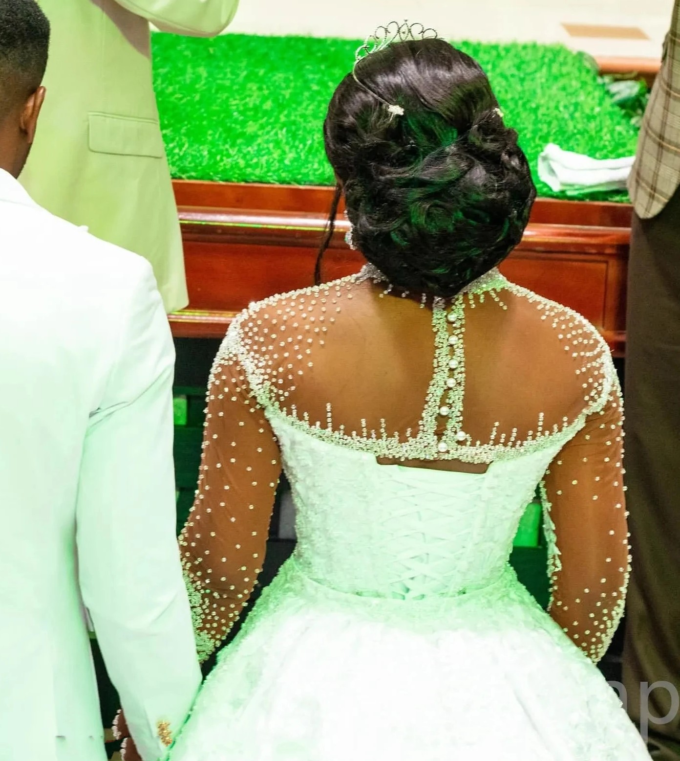 2025 Mermaid Wedding Dresses Detachable Train Sheer High-neck Beads Sequins Long Sleeves Bridal Gowns African Vestidos De Noiva