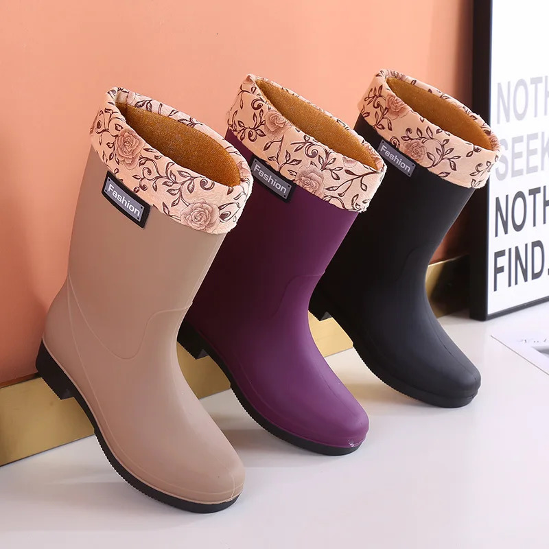 Autumn ladies thicksoled waterproof cotton boot Outdoor antislip warm shoes womens rain Boots Fashion casual warm shoeMujer 250106