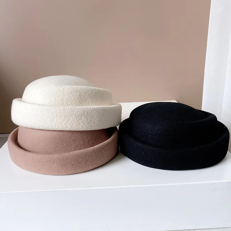 Combhasaki Womens Vintage Elegant Wool Beret Hat French Style Artist Hat Solid Color Concave Top Painter Hat Party Streetwear 250106