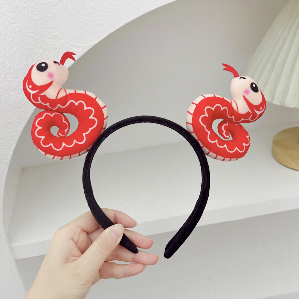 Chinese Lunar Year Snake Hair Clip - Cute Cartoon Animal Accessory for Festive Occasions