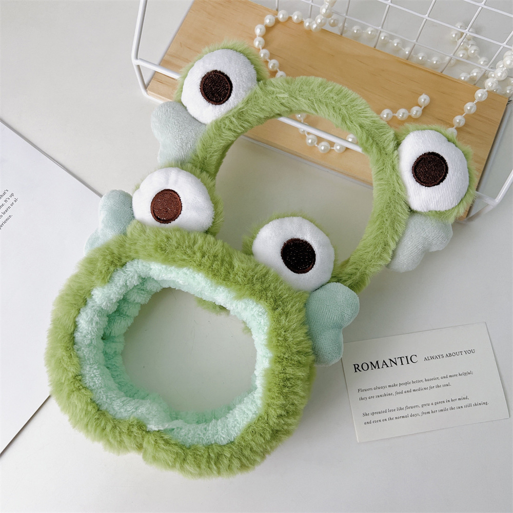 Adorable Green Frog Cartoon Hair Claw for Adults - Cute Animal Headband for Fall and Winter