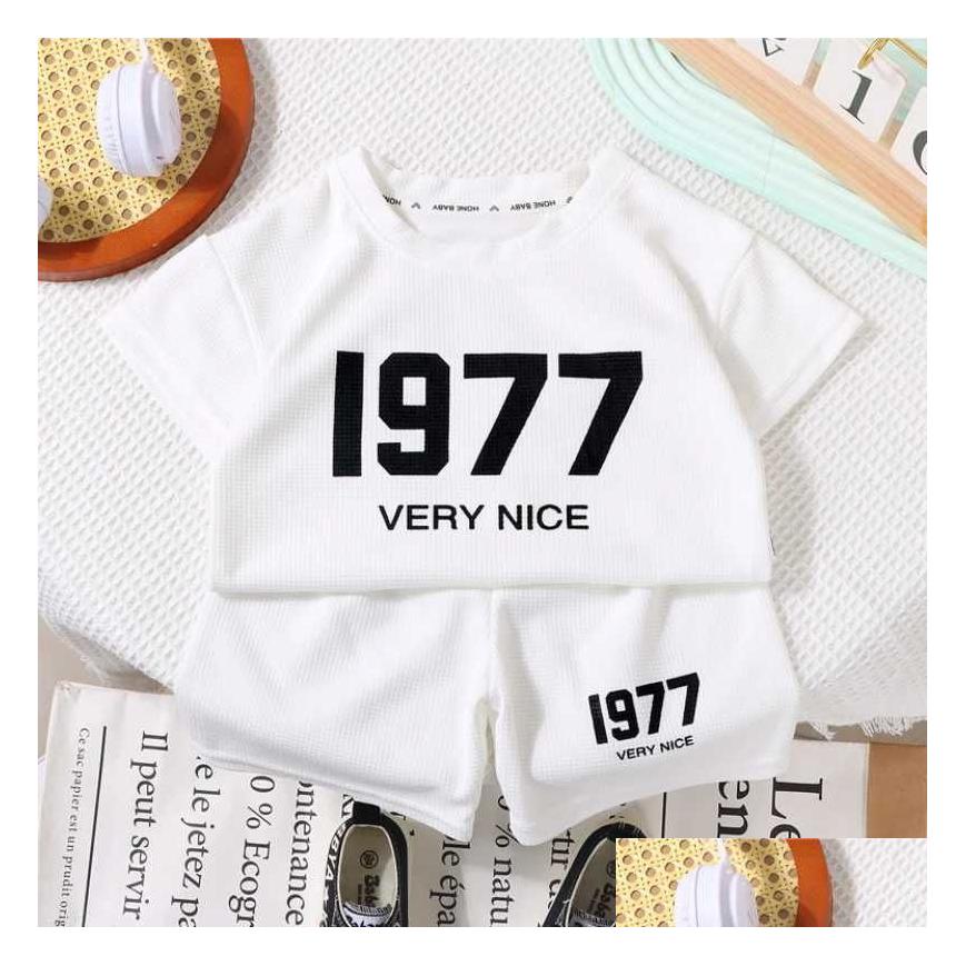 T-shirts Clothing Sets Summer Baby Boy Clothes Set Children Girls Letter Tshirt And Shorts 2 Pieces Suit Kid Short Sleeve Top Bottom Outfits Ot3InY250