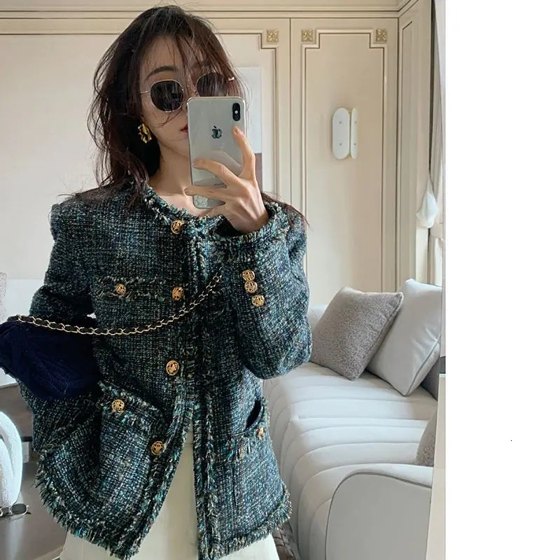New Autumn Winter Loose Retro Tweed Jackets Women Elegant Green Plaid Blazers Female Korean Fashion O-Neck Outcoat Z13