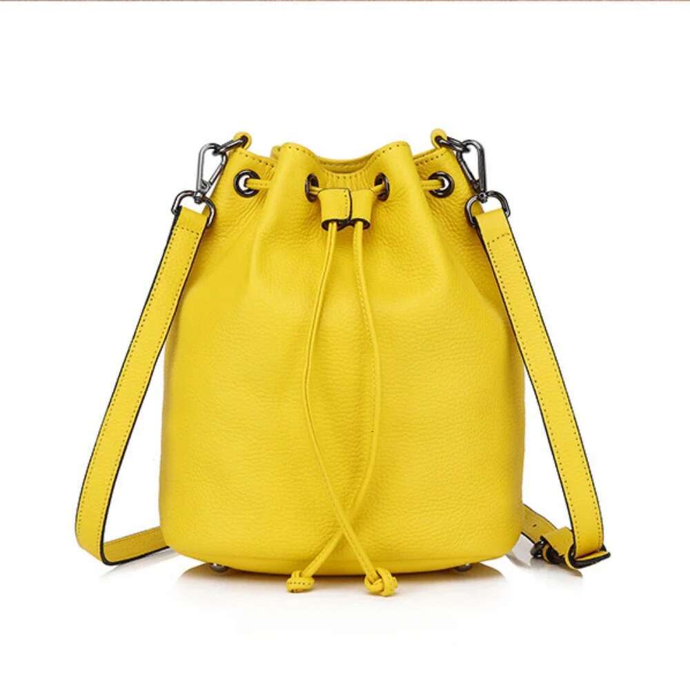 Motingsome Retro Bucket Bag First Layer Genuine Leather Handbag Crossbody Messenger Tote Minimalism Lady Mini Purses 2025 New