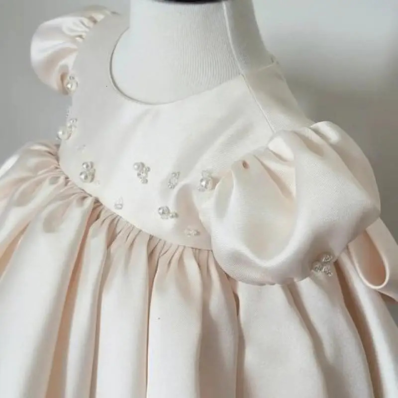Birthday Dresses Girl 1 Year Kids Beading Elegant White Dress Toddlers Princess Flower Girl Ball Gown for Wedding Parties 250107