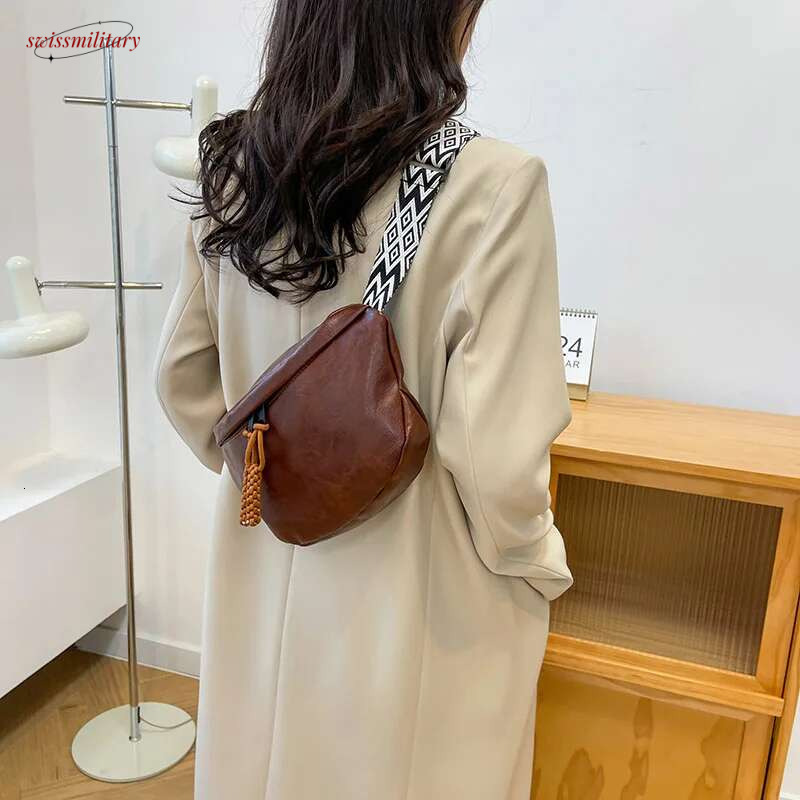 New Soft Leather Waist For Women Fanny Pack Quality Chest Fashion Designer Shoulder Crossbody Bags Female Belt Bag Purse swissmilitary