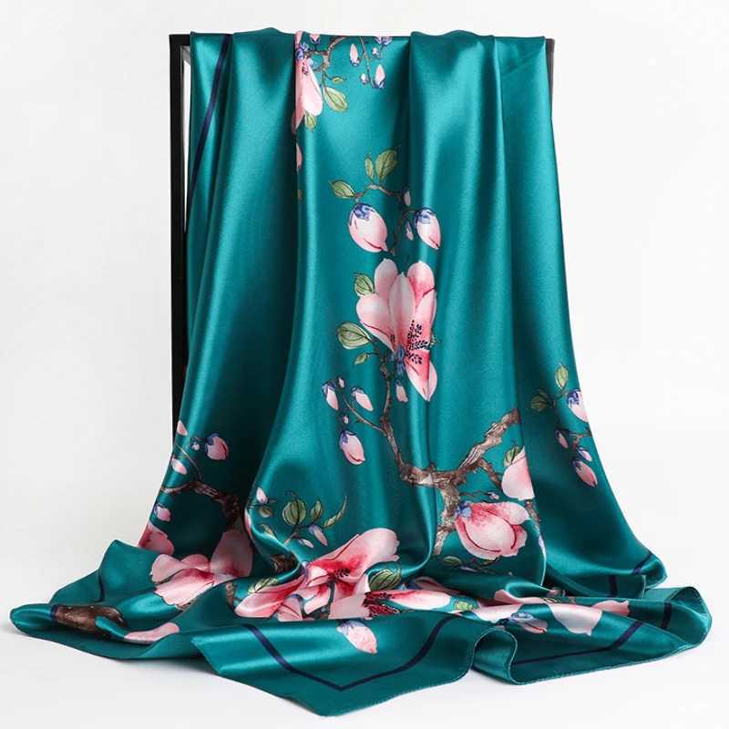 90 * 90cm Luxury High Quality Silk Spring Automatic Womens New Printed Scarf Fashion Sunlight Screen Large Size Shark Tourist Sea View Muffler W250107