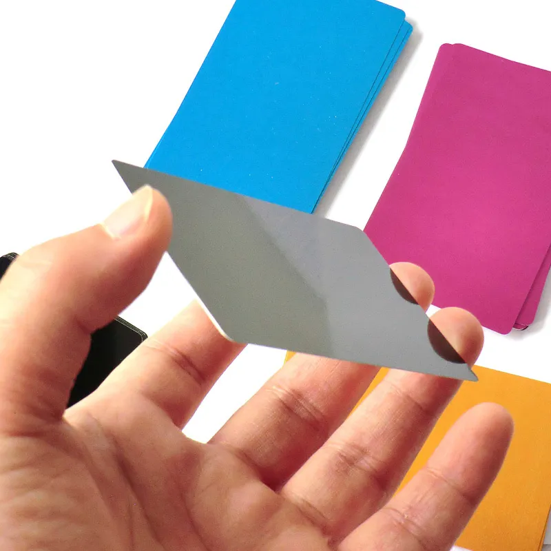 Wholesale 100Pcs Name Plate Alumium Card Dog ID Tag Laser Engraved Metal Business Visiting Name Cards Blank Tags Black Silver Y200922 LL