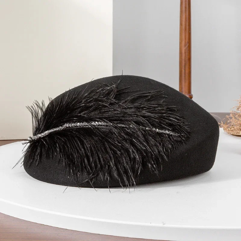 2024 high-end fashion French ostrich wool inlaid with rhinestone wool beret Exquisite and elegant womens banquet hat 250106