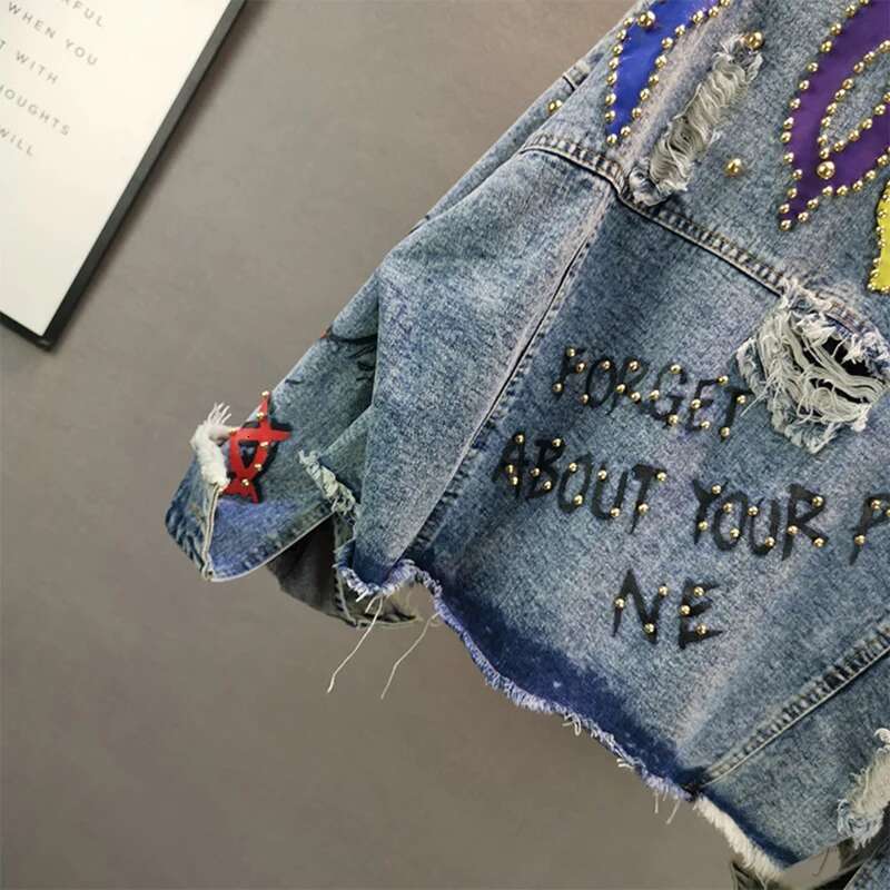 Manual Beaded Dia Letter Graffiti Print Women Denim Spring Autumn 2025 Blue Short Hole Jean Jacket Casual Veste Femme
