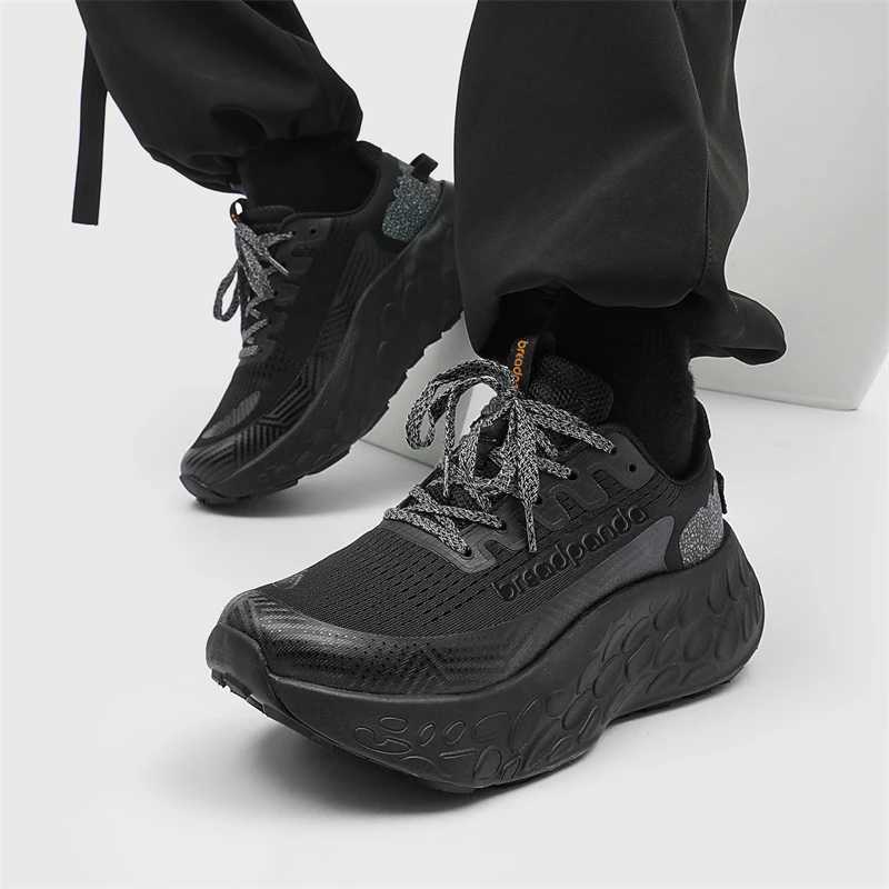 New Fashion Neutral Marathon Running Shoes Outdoor Road Lightweight Slow Running Shoes Mens and Wens Casual Walking Shoes Z250411