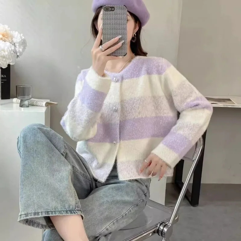 Autumn Winter Fashion Striped Cardigan Oneck Coat Women Simplicity Office Lady Long Sleeve Tops Trend Allmatch Casual Jackets 250103