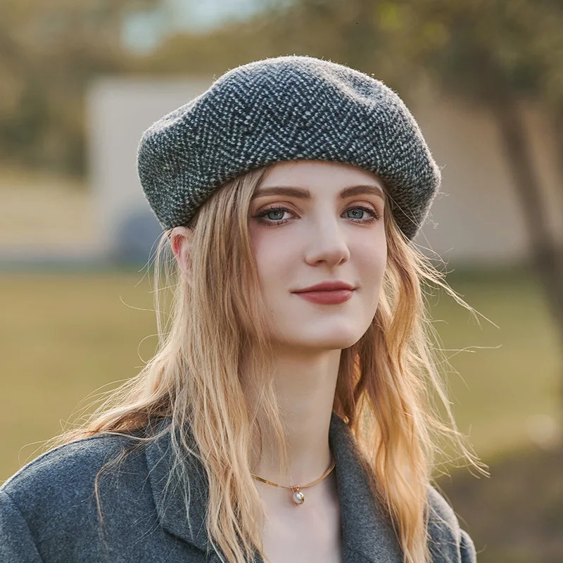 Elegant Lady Wool Beret British Vintage Painter Hat Quality Cashmere Warmer Felt Hat Berets Autumn Winter Women Boina Cap 250106