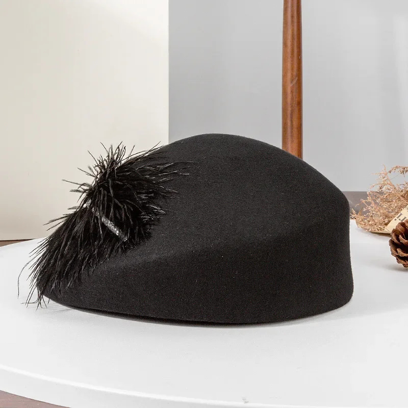 2024 high-end fashion French ostrich wool inlaid with rhinestone wool beret Exquisite and elegant womens banquet hat 250106