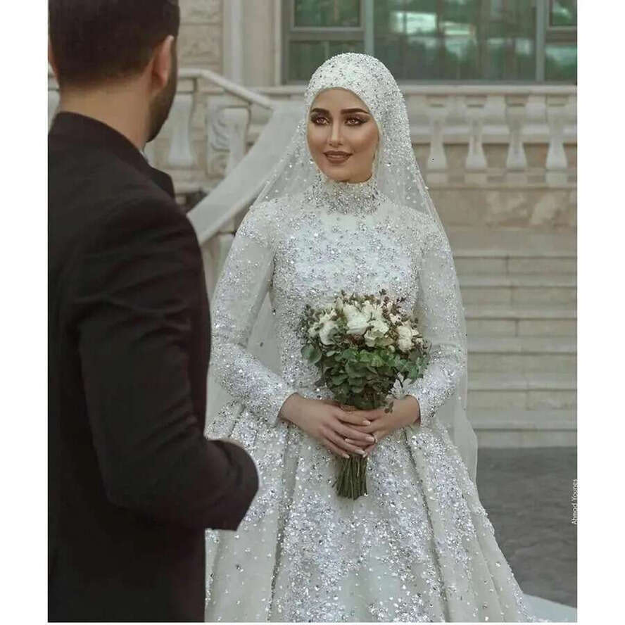 Muslim Crystal Wedding Dresses With Hijab Plus Size Lace Bridal Gowns Long Sleeves High Neck Sweep Train Middle East Vestido De Novia