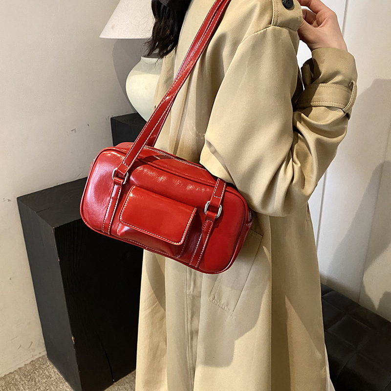 Designer shoes free shipping designer Totes Plain Fashion Bags 2025 new style Classic fashionable and versatile handbag black white red
