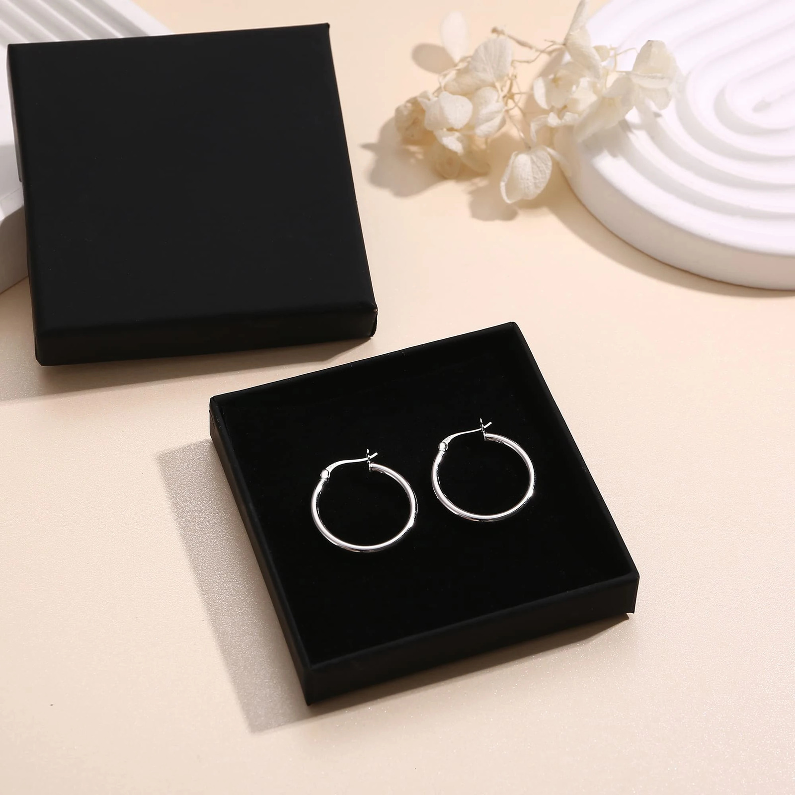 Fansilver 925 Sterling Silver Hoop Earrings for Women Girls 18K White Gold Plated Hypoallergenic Round-Tube Chunky Ear Rings250103
