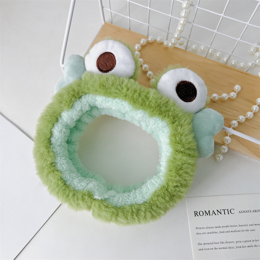Adorable Green Frog Cartoon Hair Claw for Adults - Cute Animal Headband for Fall and Winter