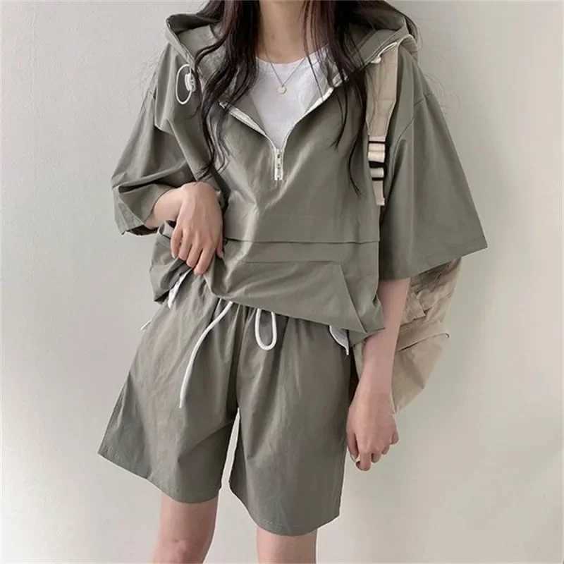 Sets for Women 2 Pieces Sweat Suit Summer Shorts T-shirt Hooded Loose Sports Tracksuit Training Bottom Suit Korean Style 2024XJ250106