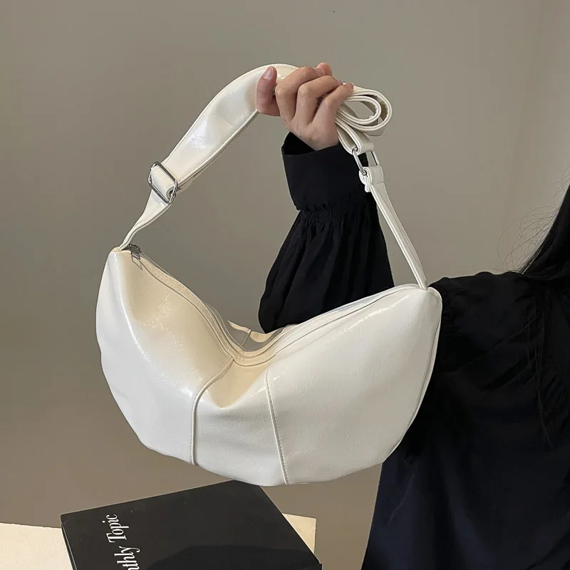 Soft PU Leather Shoulder Bag for Women Casual Vintage Red Crossbody Bag Large Capacity Handbag Y2k Girls Satchel Hobo Bag 241231