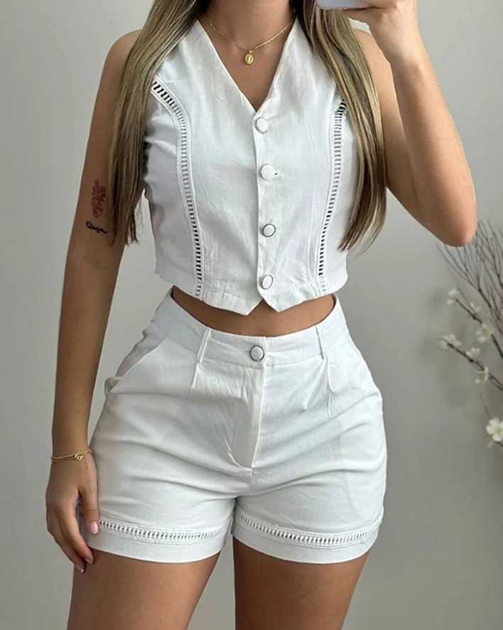 Two Piece Sets Women Outfit 2024 Summer Hollow Out Buttoned Sveless V-Neck Vest Top Pocket Shorts Set Matching Set FitnessXJ250106