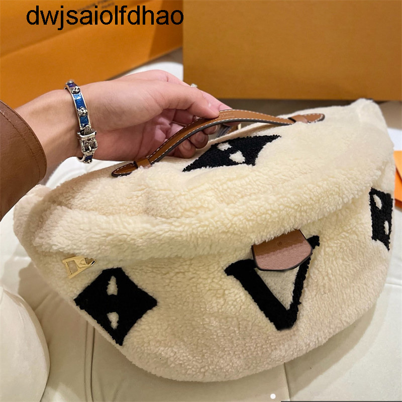 Designer Fanny Pack Women Teddy Bumbag Crossbody Bags Men Fluffy Waist Belt Bag Fannypack Fuzzy Bum Bag Fashion Handbag Flower
