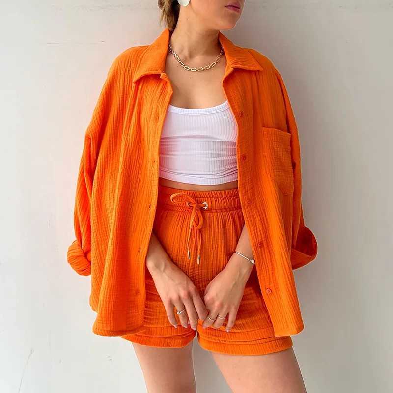 Womens two-piece orange pleated collar long Sved shirt high waisted Drstring shorts fashionable casual setXJ250414