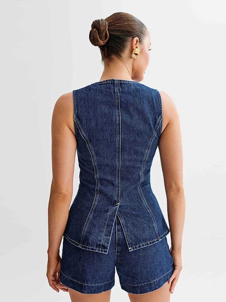 Denim 2 Pieces Sets Women Fashion Slim O-neck Sveless Single Breasted Vest Wide Leg Shorts 2024 Summer Y2K Lady OutfitXJ250106