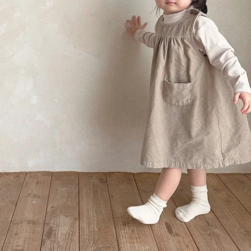 Stylish Corduroy Round Neck Vest For Girls Arrival Autumnwinter Kids Fashionable Dress Korean Style Childrens Clothing 250106
