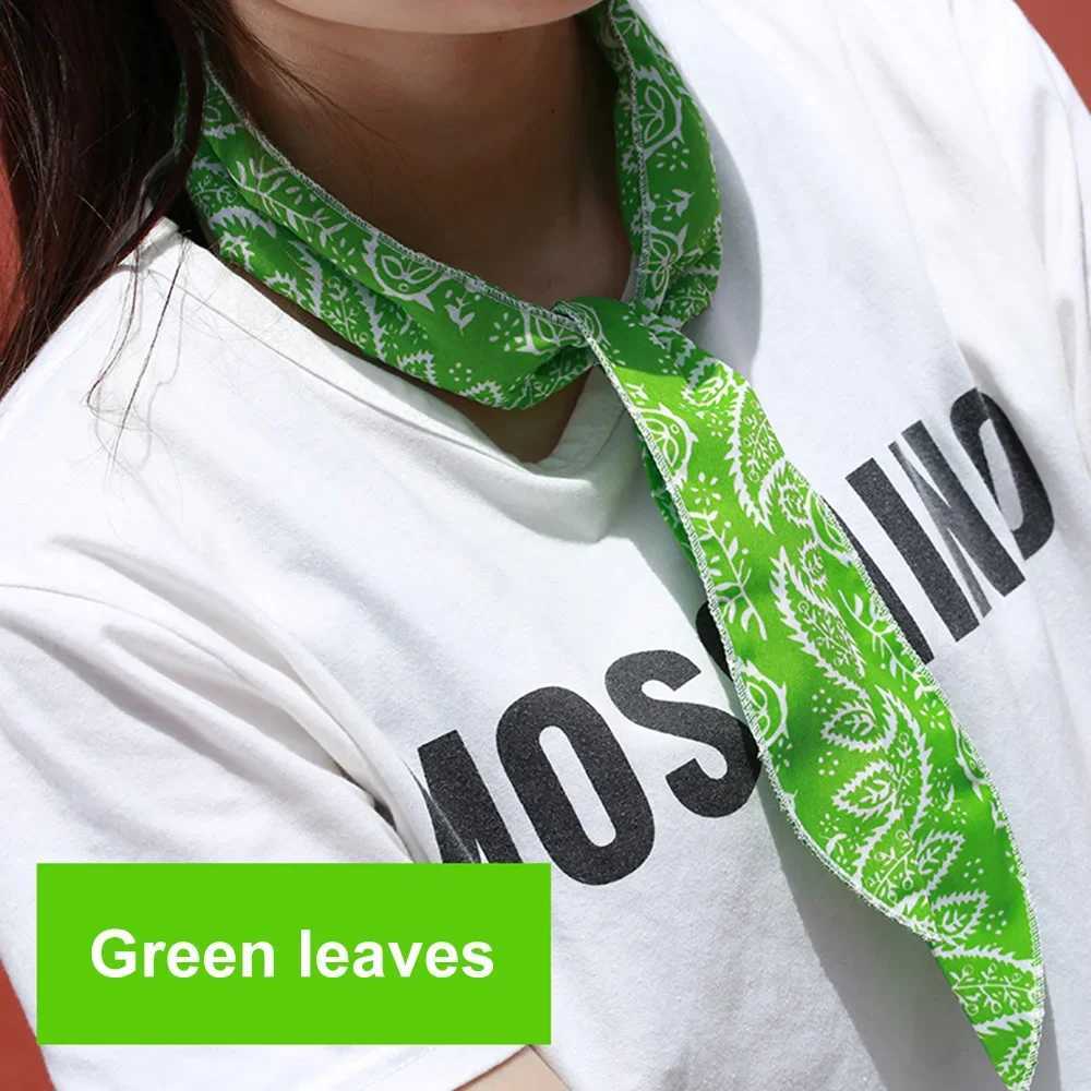 Summer is cold but scarves are worn around the neck with cooling bandages outdoor sports headbands towels wristbands and sun protection scarves W25010