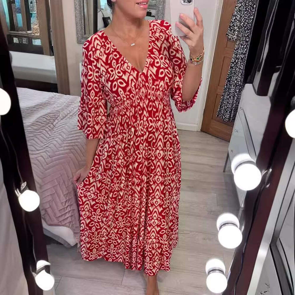 New Oversized Super Fairy V-Neck Floral Dress For Seaside Vacation Beach Skirt, Loose And Versatile Long