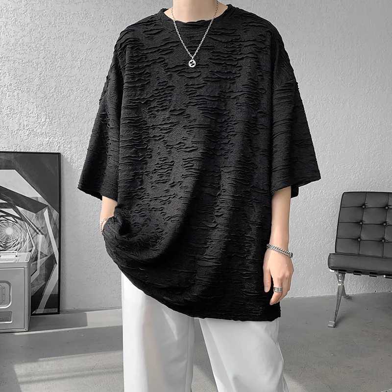 Summer fashion hole T-shirt mens short sleeved O-neck loose casual solid color T-shirt mens clothing M250108