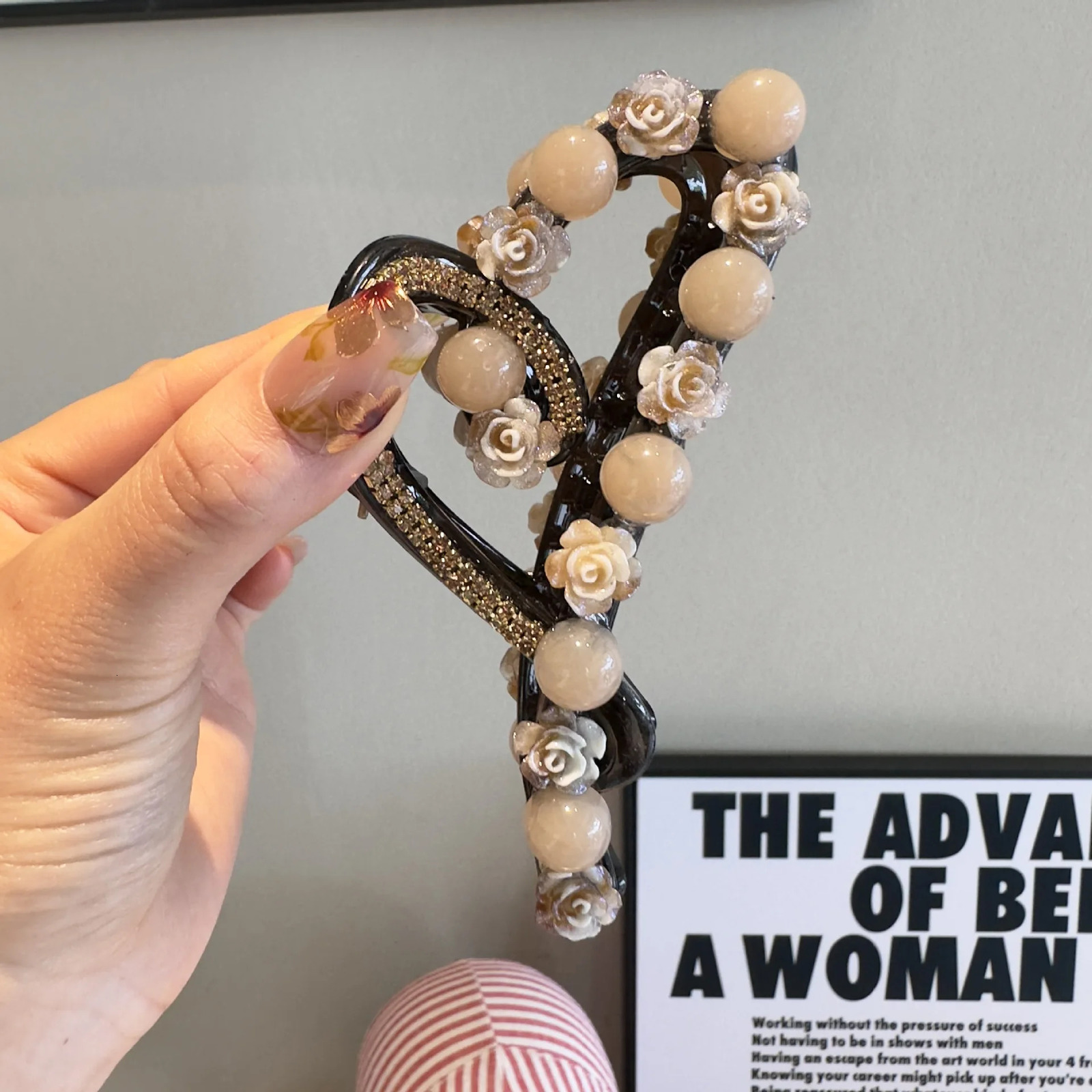 Women Elegant Gold Silver Hollow Geometric Pearl Hair Claw Vintage Hair Clip Headband Hairpin Fashion Girls Hair Accessories 250103