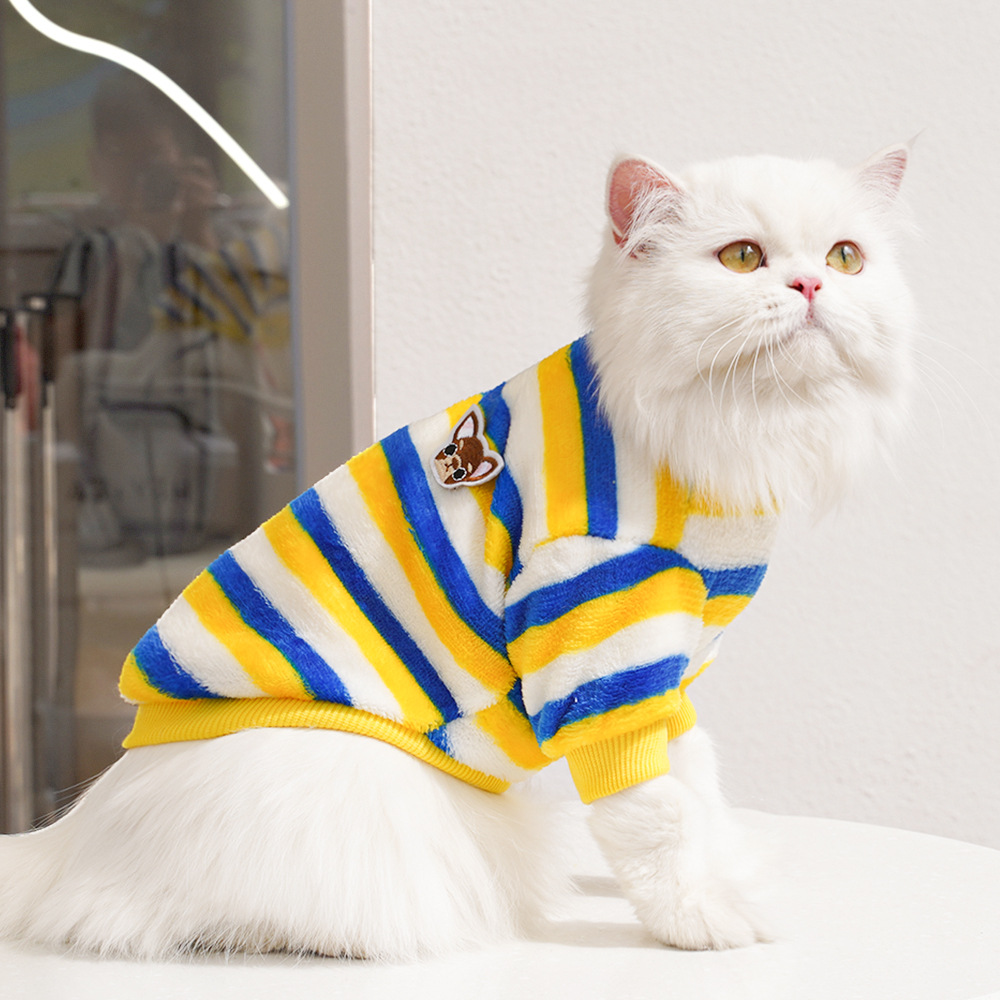 Pet clothing winter warm embroidery sweater Teddy than bear small and medium-sized dog dog cat clothing supplies wholesale