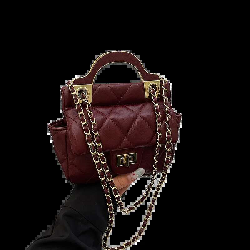 trend Diamond chain women s trendy shoulder bag autumn winter new designer leisure Western style shoulder crossbody bag