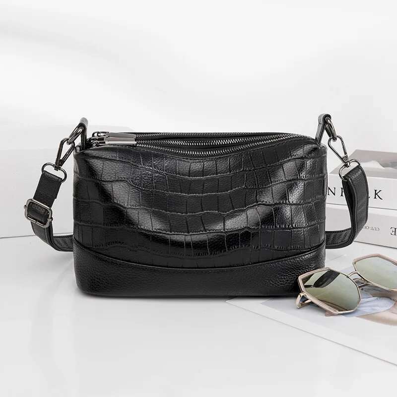 Genuine Three Compartment Large Capacity for Women 2023 Versatile Soft Shoulder Crossbody Bag Cow Leather