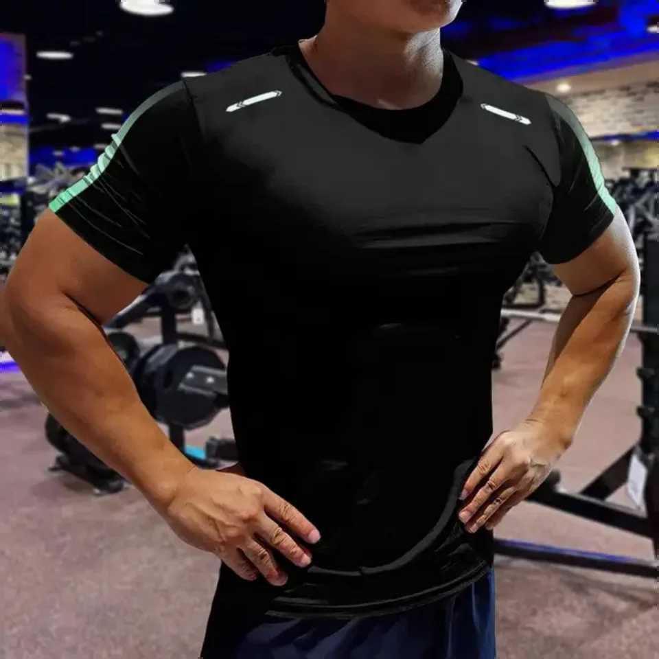 High Quality Gym mens T-shirt sportswear casual short sleeved T-shirt quick drying running sportswear mens oversized clothing top new T250108