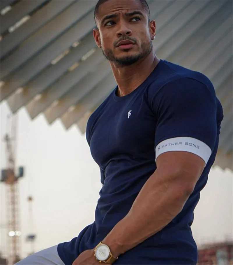 High Quality Sik Silk T-shirt Mens Summer Short sleeved Compressed T-shirt Mesh Top Three way Brand Mens Casual Fashion T-shirt Mens T250108