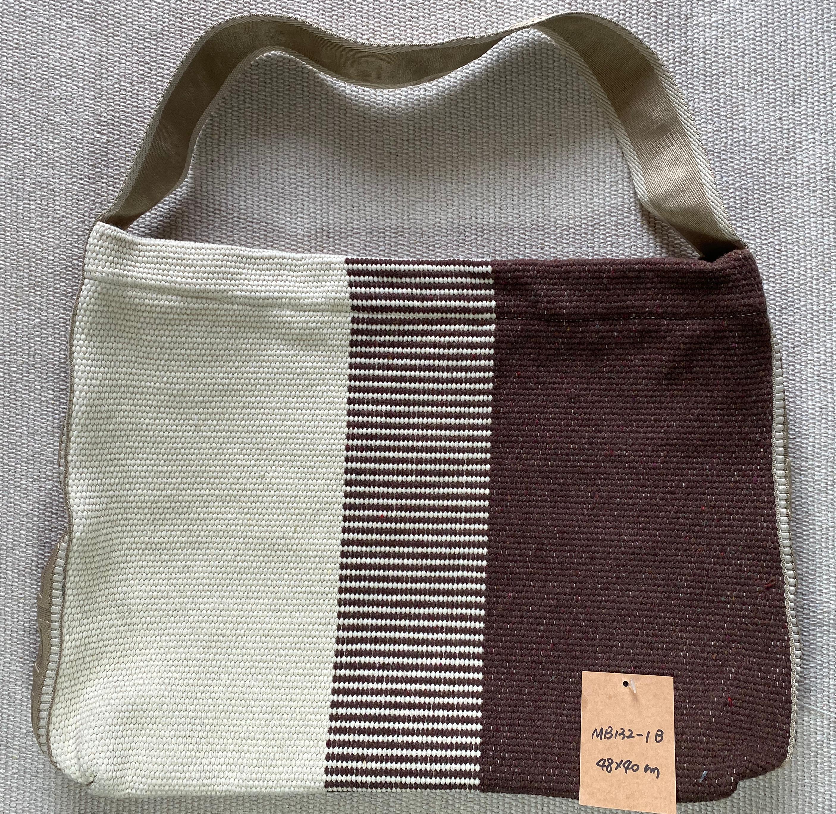 Classic Weaved Linen Cross Body Purse for Everyday Use