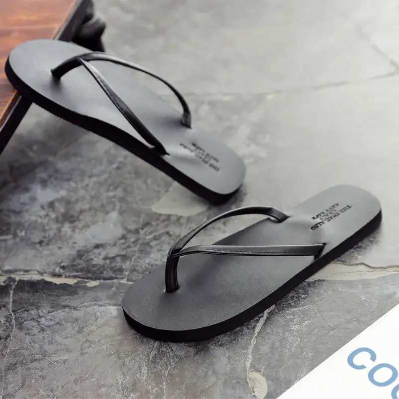 New Arrival Anti Slip New Couple Slippers Suitable for Outdoor Wearing in Summer Beach Feet Durable Simple and Fashionable Beach T250108