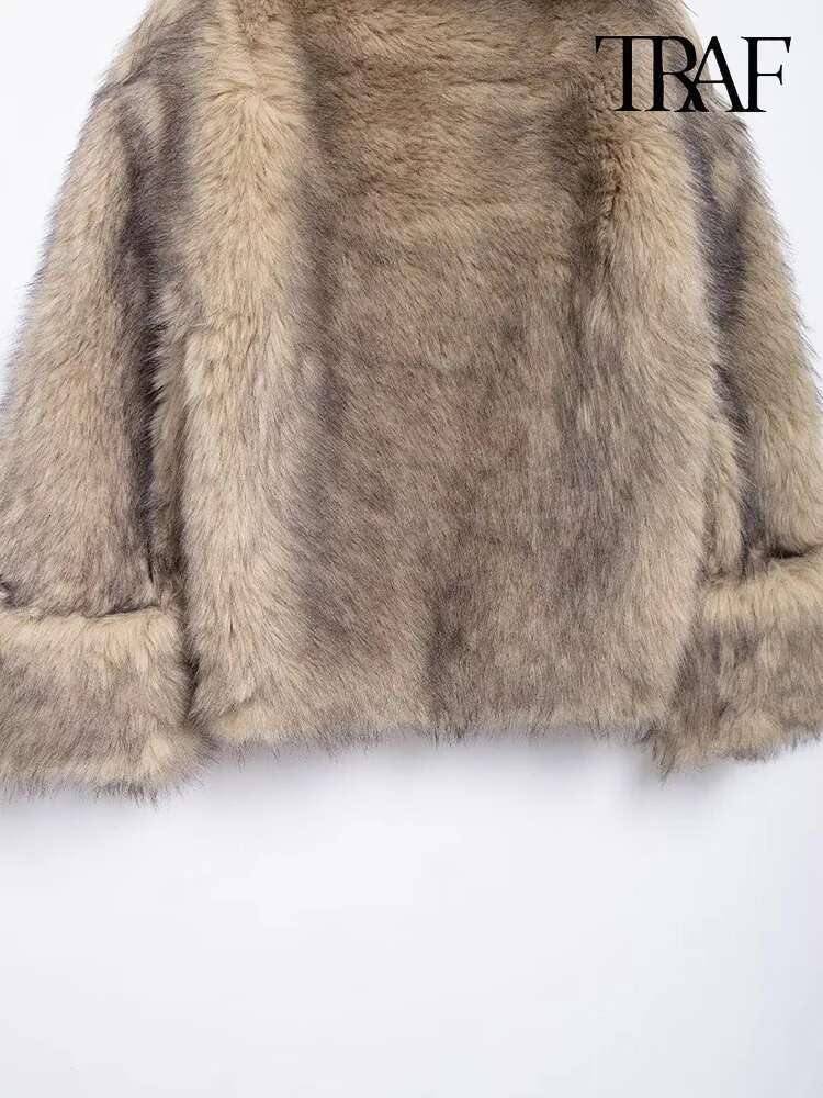 TRAF Women's High Fashion Sweatshirt Street Style Faux Fur Effect Stand Collar Short Jacket New Top