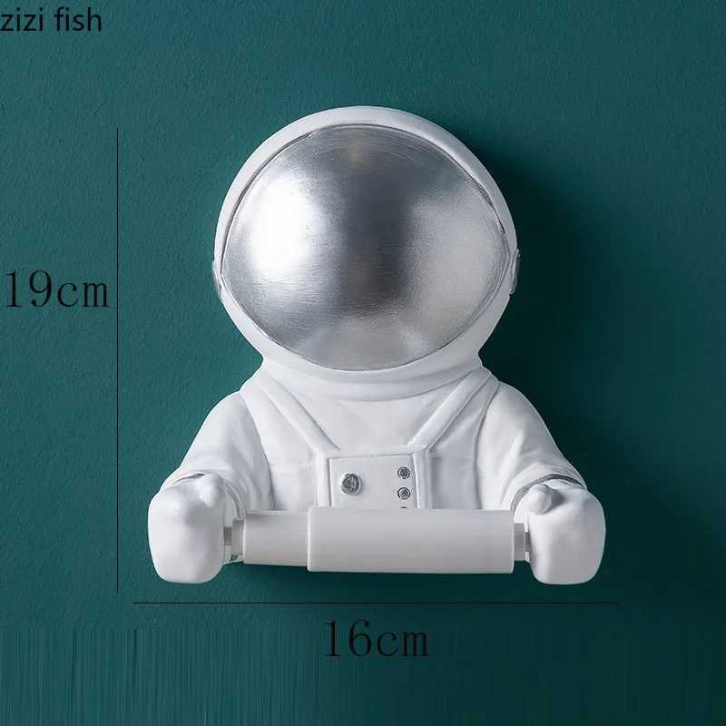 Astronaut roller frame resin astronaut paper towel dispenser toilet bathroom rack wall mounted European bathroom decoration Y250107
