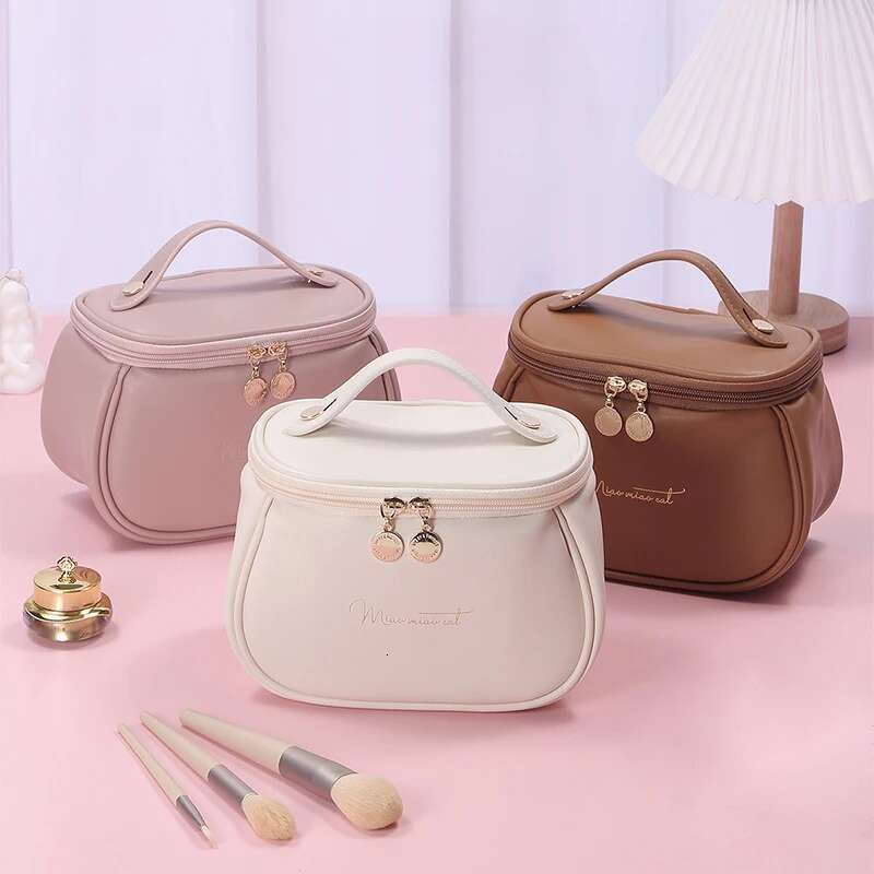 Cute PU Makeup Bag For Women Toiletries Organizer Waterproof Travel Make Up Pouch Female Large Capacity Portable Cosmetic Case