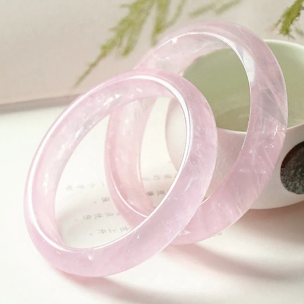Madagascar Natural Pink Crystal Bangles Bracelet Natural Ice Jade Bangle Jewelry Light Pink Fashion Wedding Jewelry for Women 250107