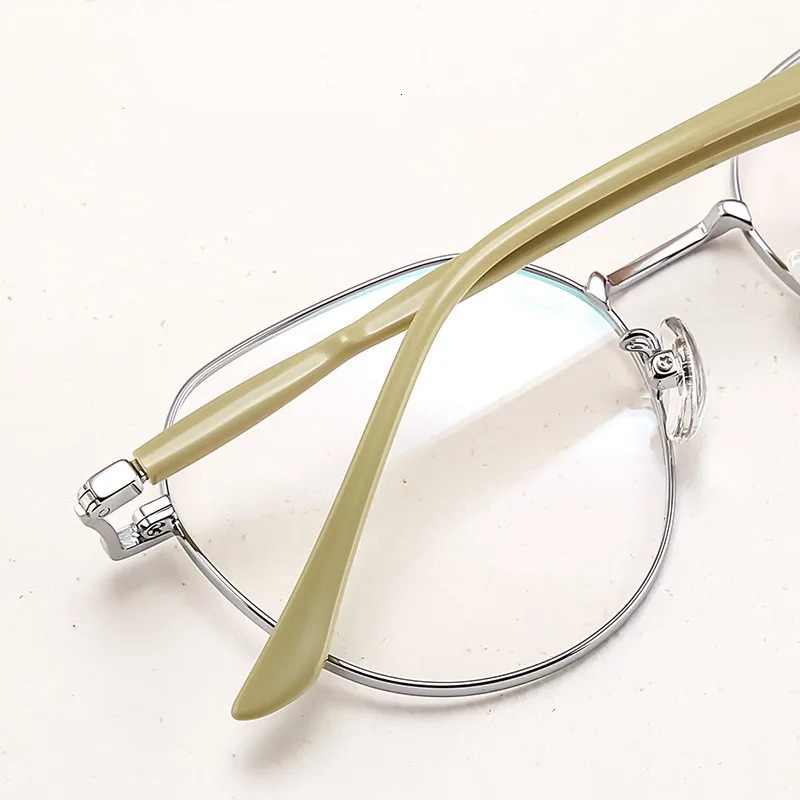 Lightweight Anti Blue Light Glasses for Women Men Tr90 Flexible Frame Computer Glasses Female Transparent Spectacle Uv400 250107