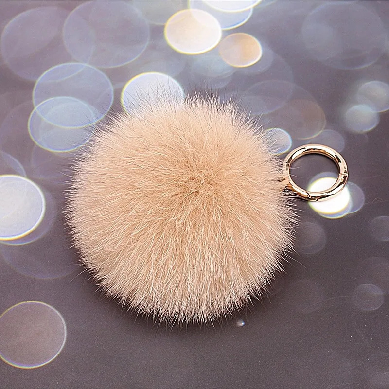 2024 Real Fox Fur Keychain Natural Fur Pompom Ball Women Bag ornaments Pendant Car Key Ring Leather Strap Metal Ring Gift 250107